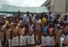 Une coopérative de café-cacao offre plus de 400 kits scolaires aux enfants des producteurs à Adzopé